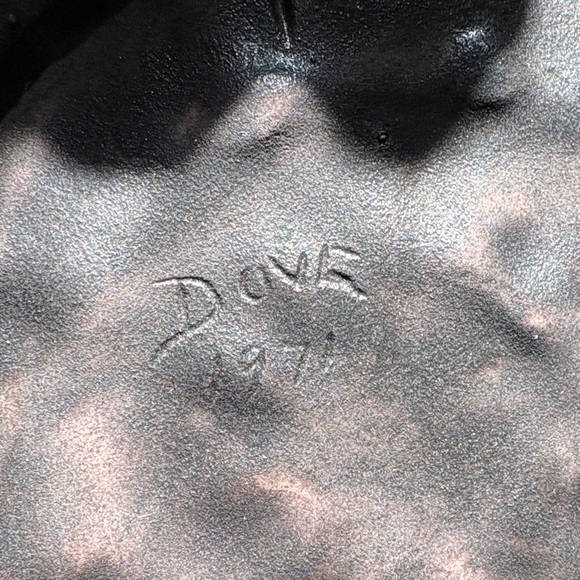 Vintage 1971 Signed "Dove" Brutalist Pottery Set - Ashtray & Footed Trinket Dish - Picture 5 of 10